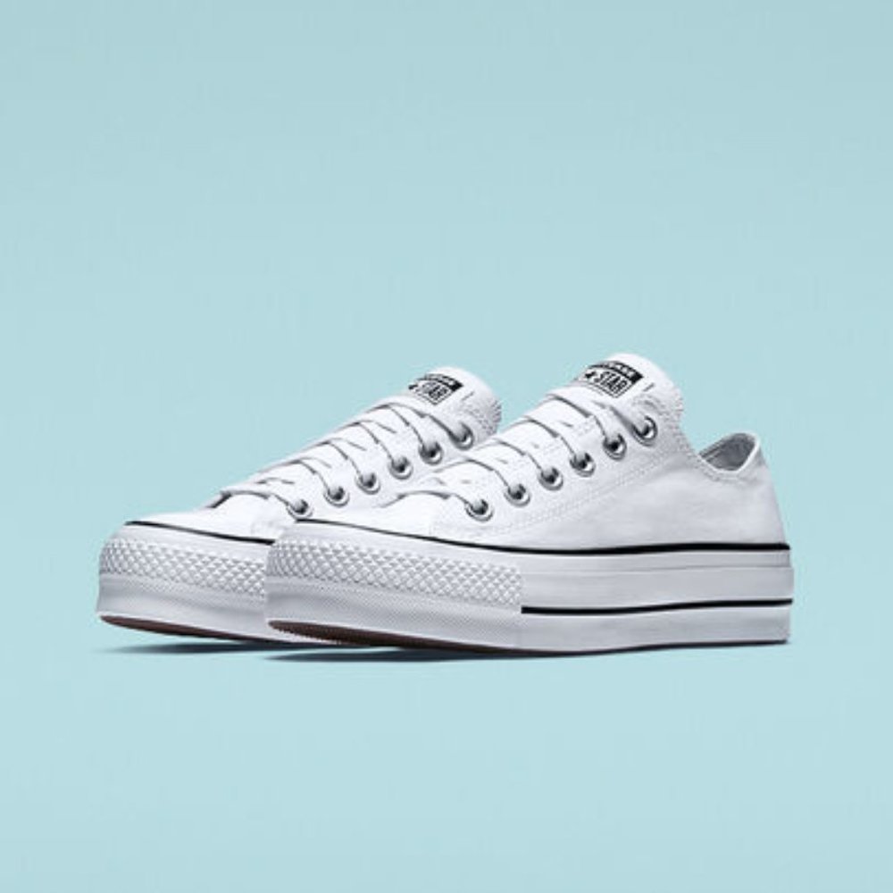 Canvas Platform Chuck Taylor All Star (Brand New)